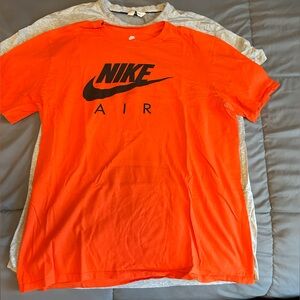 Set of 2 men’s t-shirts. Nike. Calvin Klein